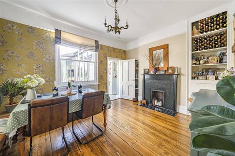 36 Albert Place, Cheltenham, GL52 2JX