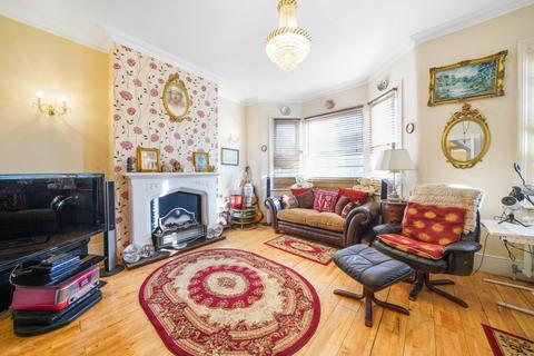 2 bedroom flat for sale, Upton Park Road, Forest Gate, E7 8LA