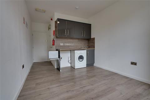 1 bedroom apartment to rent, Woodside Road, Croydon, SE25