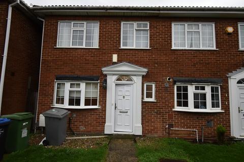 3 bedroom semi-detached house to rent, Wembley, HA0