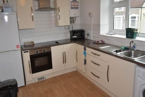 2 bedroom flat to rent, Gwydr Crescent, Uplands, , Swansea