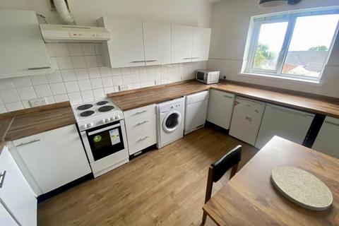 3 bedroom flat to rent, Glanmor Road, Uplands, , Swansea