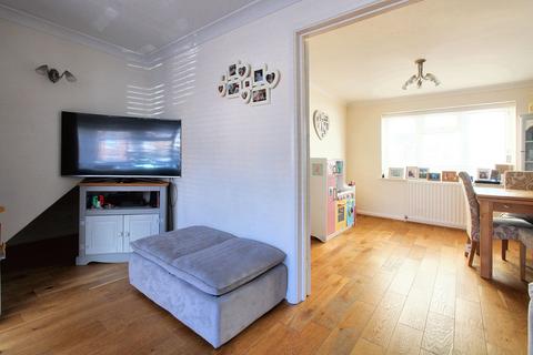 40 Aldbury Rise, Coventry, CV5 9JP