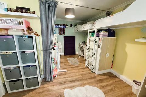 351 Ashley Close, Corringham, Stanford-le-hope, SS17 7JP