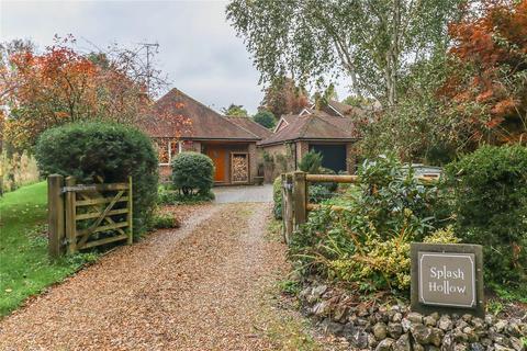 The Splash Hollow Five Bells Lane, Nether Wallop, Stockbridge, SO20 8EN