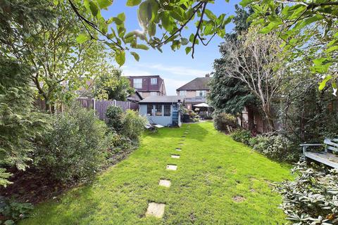 3 bedroom semi-detached house for sale, Holly Avenue, Walton-On-Thames