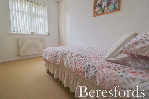 7 Swift Close, Upminster, RM14 1EH