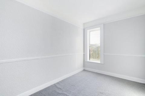 1 bedroom apartment to rent, Carlton Road, Boston