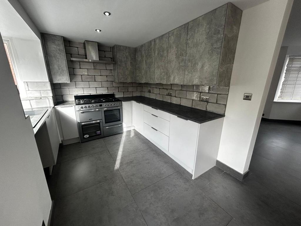 Kitchen d
