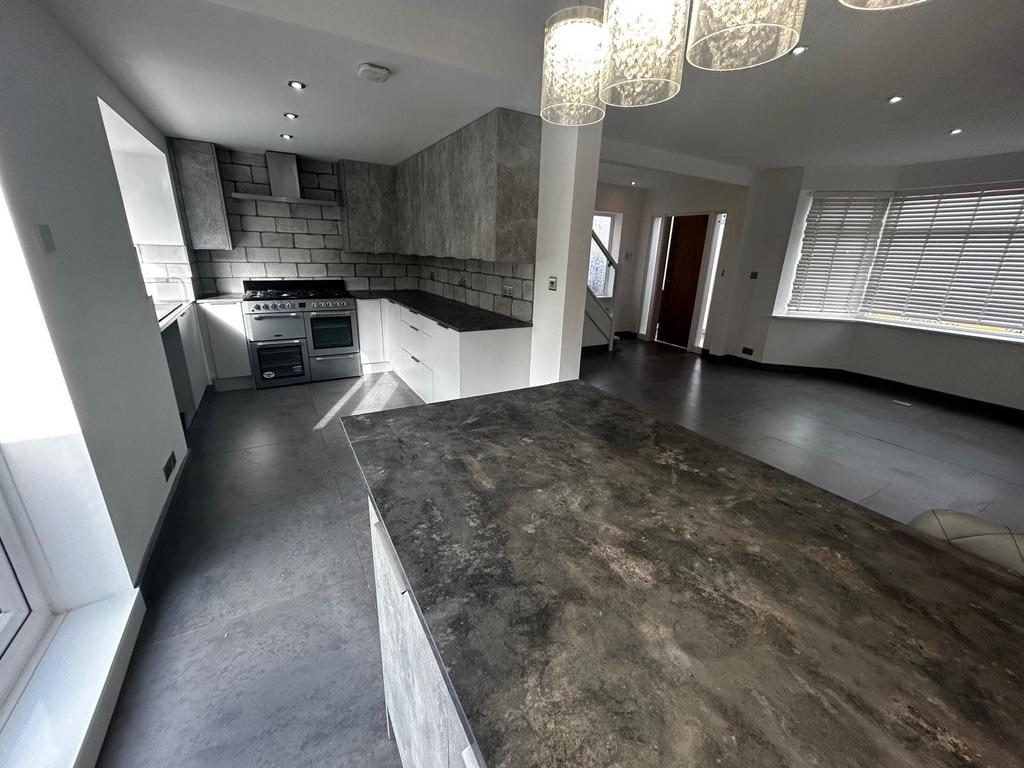 Kitchen e