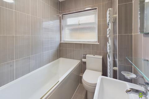 2 bedroom maisonette for sale, Eversley Avenue, BEXLEYHEATH, DA7