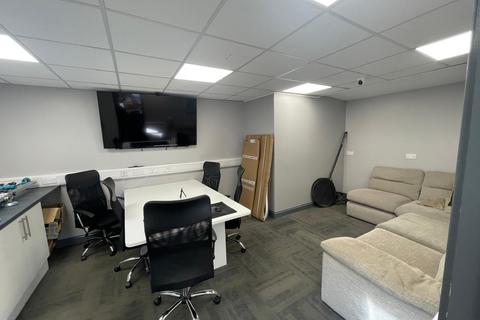 Office to rent, Herongate