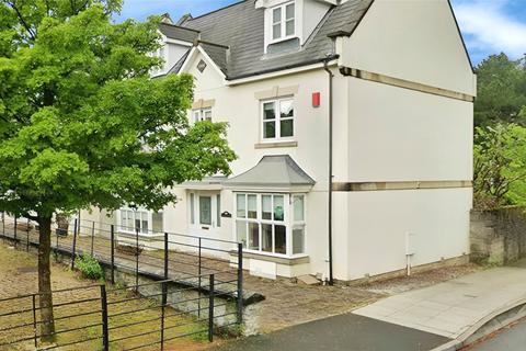 1 bedroom in a house share to rent, Temeraire Road, Devon PL5