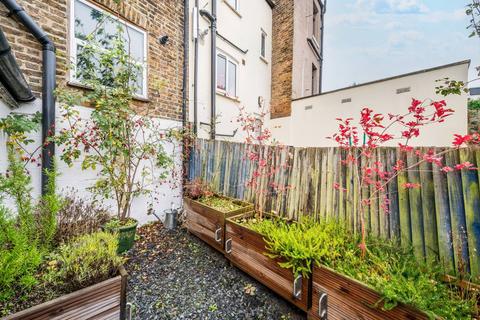 3 bedroom terraced house for sale, Burwash Road, Plumstead, London, SE18