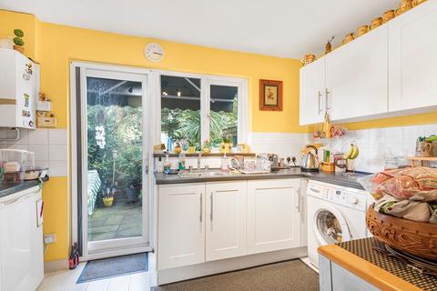 2 bedroom end of terrace house for sale, Chardwell Close, Beckton, London, E6