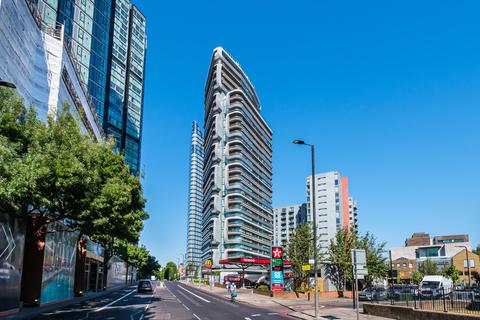 Studio to rent, Canaletto Tower, City Road, London, EC1V