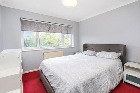 53 Arran Close, Erith, DA8 3SL