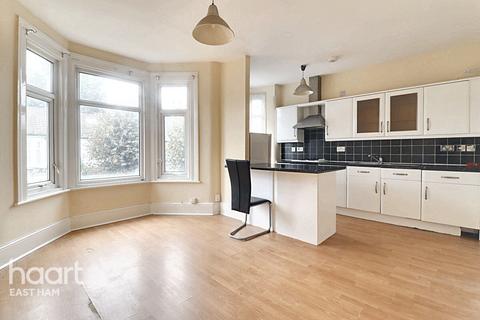 2 bedroom flat for sale, Sixth Avenue, London