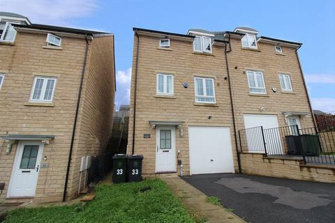 3 bedroom semi-detached house for sale, Staincliffe Drive, Keighley, BD22