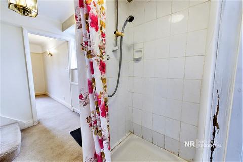 38 Heatherside Road, Epsom, KT19 9QU