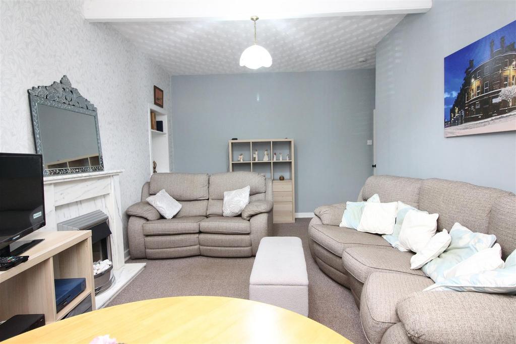 Fyfe Park Terrace, Glasgow Road, Port... 2 bed flat for sale £49,000