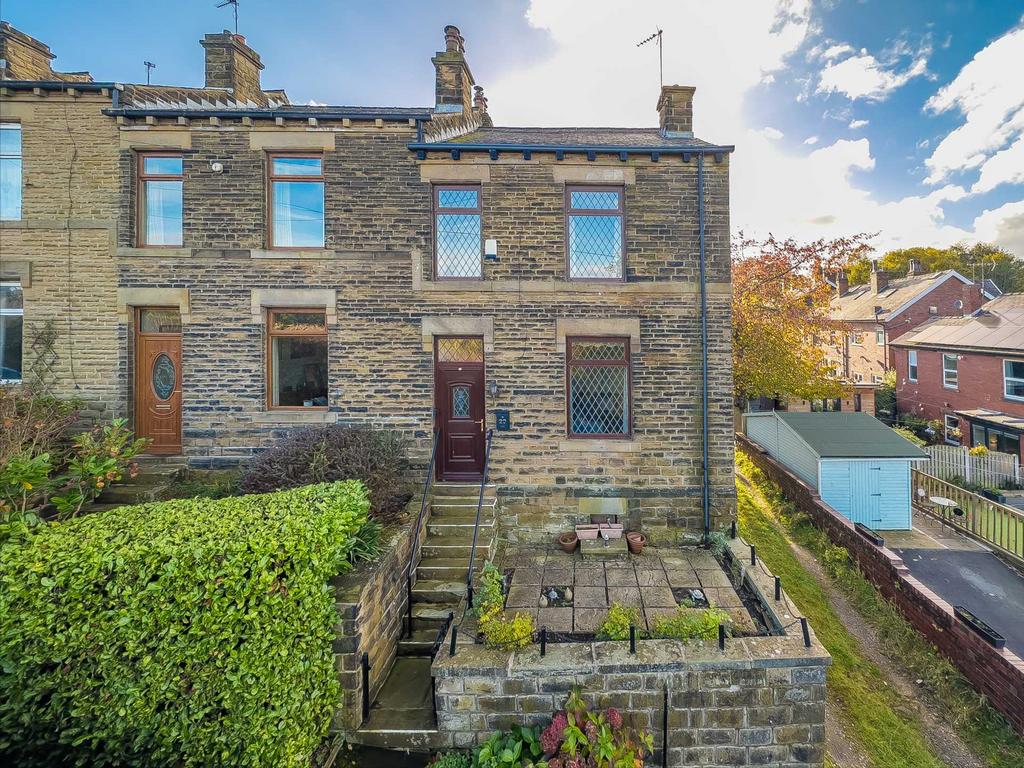 Blenheim Hill, Batley 3 bed terraced house for sale £199,950