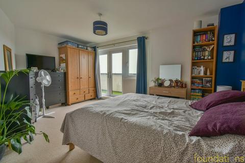 2 bedroom flat for sale, Buckhurst Road, Bexhill-on-Sea, TN40