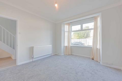 14 Brooklands Avenue, Leigh-on-sea, SS9 5XA