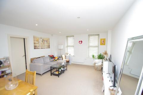 1 bedroom apartment to rent, North West Apartments, Woodford Road, WATFORD, WD17