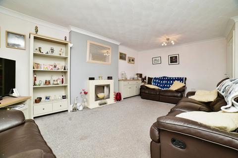 4 bedroom semi-detached bungalow for sale, Station Road, Brough HU15