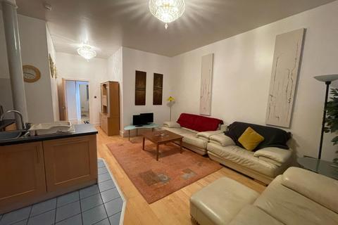 3 bedroom flat to rent, Morrison Street, Tradeston, Glasgow, G5