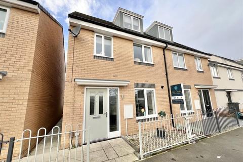 3 bedroom townhouse for sale, Baldwin Lane, Darlington