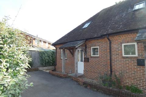 1 bedroom end of terrace house to rent, Greatbridge Road, Romsey, Hampshire, SO51