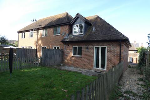 1 bedroom end of terrace house to rent, Greatbridge Road, Romsey, Hampshire, SO51