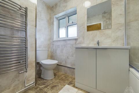 14 Broxburn Drive, South Ockendon, RM15 5QL