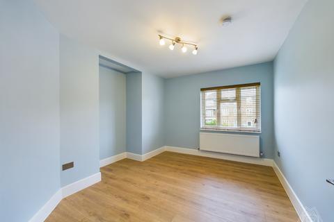 14 Broxburn Drive, South Ockendon, RM15 5QL