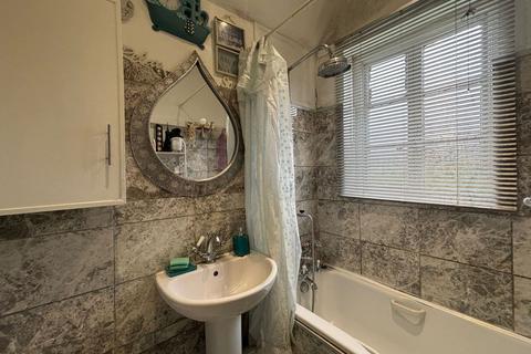 32 Ludlow Road, London, W5 1NY