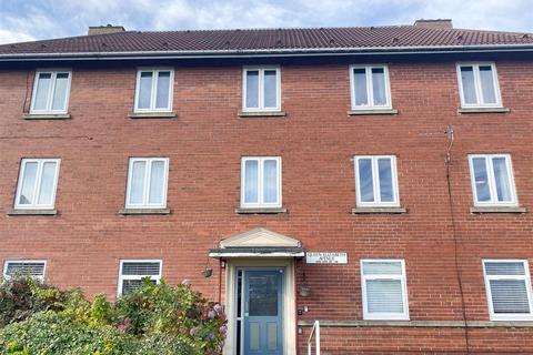 2 bedroom apartment for sale, Queen Elizabeth Avenue, Gateshead NE9