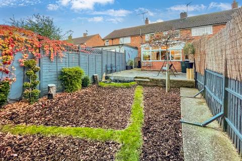 2 bedroom terraced house for sale, Chesford Road, Luton, Bedfordshire, LU2 8DP