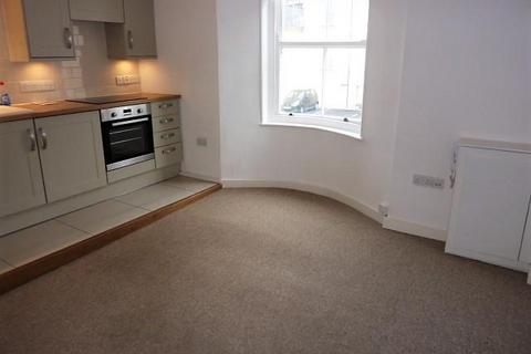 2 bedroom apartment to rent, Crescent Street, Weymouth