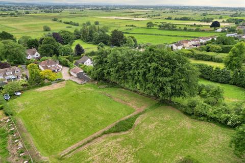 5 bedroom detached house for sale, Two acres and stables in popular village location