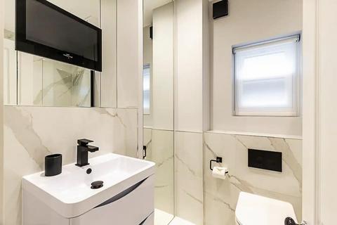 undefined, Spear Mews, London, Royal Borough of Kensington and Chelsea, SW5