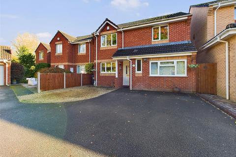 4 bedroom detached house for sale, Arrowsmith Drive, Stonehouse, Gloucestershire, GL10