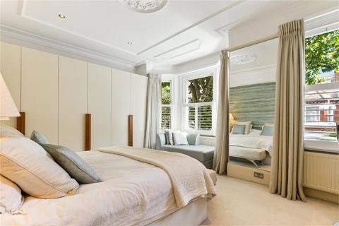 4 bedroom terraced house for sale, Melody Road, SW18