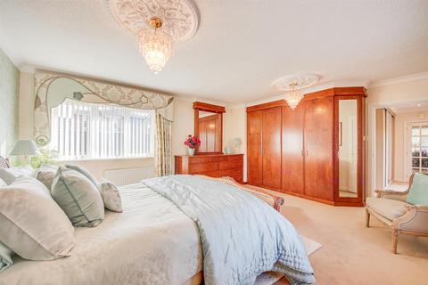 4 bedroom detached house for sale, Fleetwood Road, Southport PR9