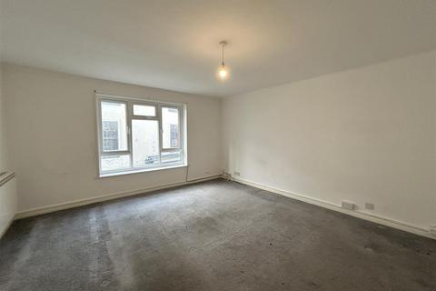 2 bedroom flat to rent, Meeting House Lane, Brighton