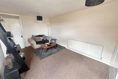 1 bedroom flat for sale, Waterloo Walk, Washington, Tyne and Wear, NE37 3EL