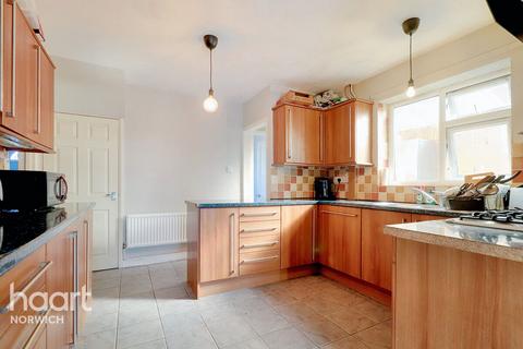 6 bedroom semi-detached house for sale, Motum Road, NORWICH