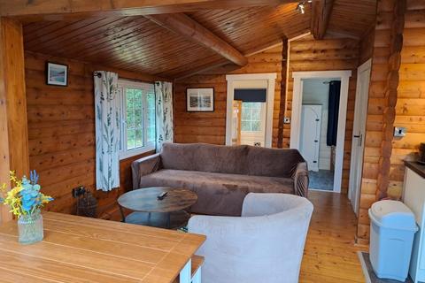 2 bedroom lodge for sale, Trawsfynydd Leisure Village