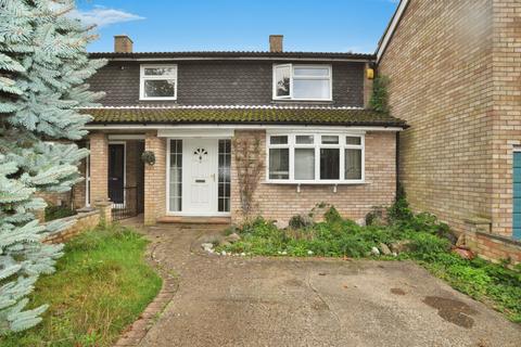 15 Harefield, Stevenage, SG2 9NF